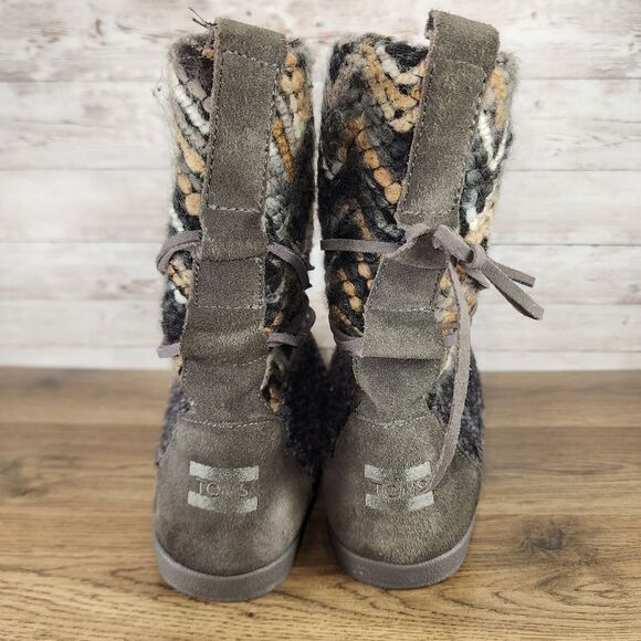 Toms Womens Nepal Aztec Gray Faux Fur Moccasin Boots Winter Boho Size 8.5 - Picture 6 of 7